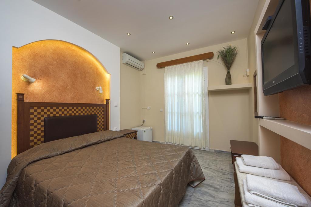 Aparthotel Mouse Island Perama  Zimmer foto